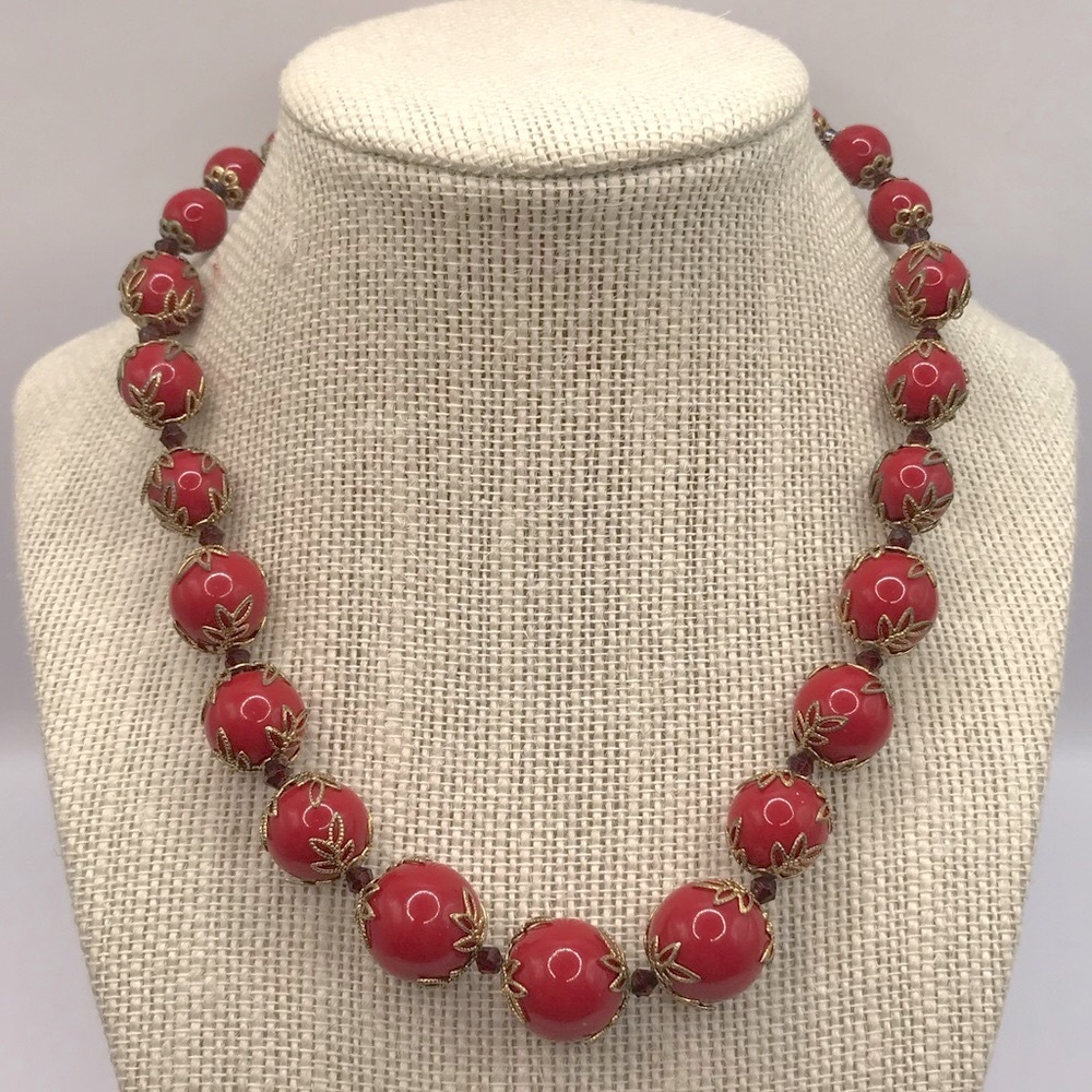 Vintage Red Graduated Acrylic Bead Necklace